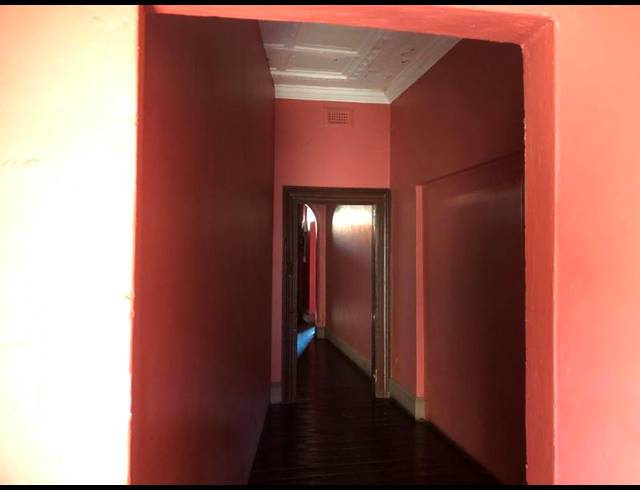 10 BEDROOM HOUSE FOR SALE IN JOHANNESBURG CBD